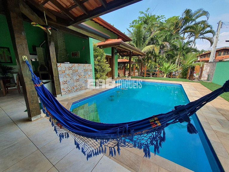 Casa a 40m do mar para temporada em Itamambuca