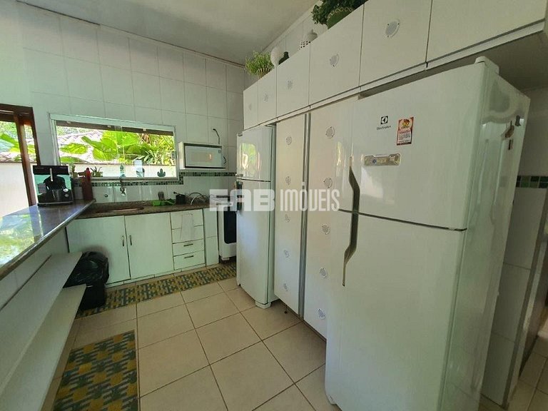 Casa a 40m do mar para temporada em Itamambuca