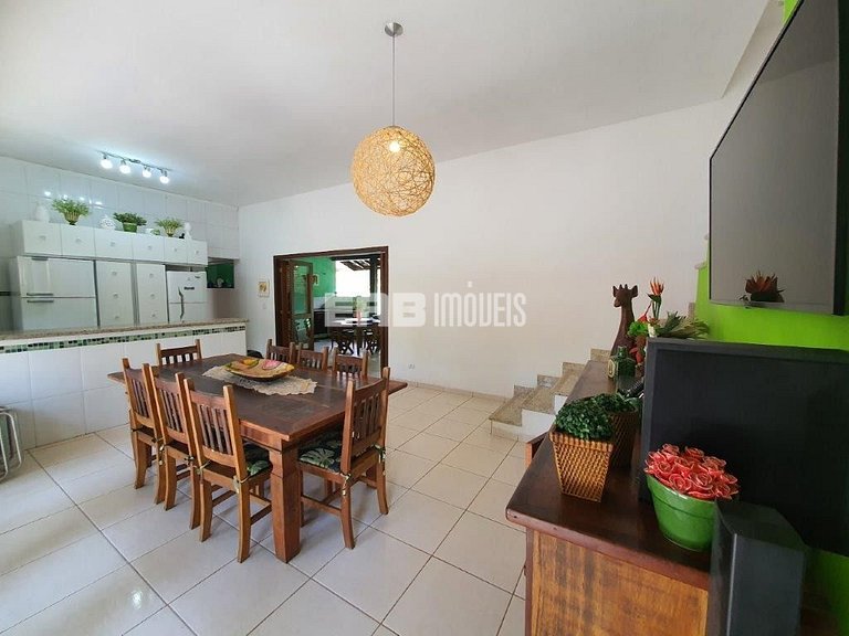 Casa a 40m do mar para temporada em Itamambuca