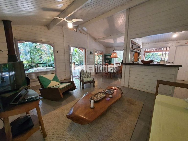 Refúgio em Itamambuca para locação de temporada