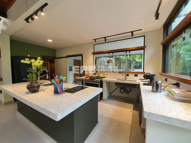 Casa de praia moderna para temporada em Itamambuca