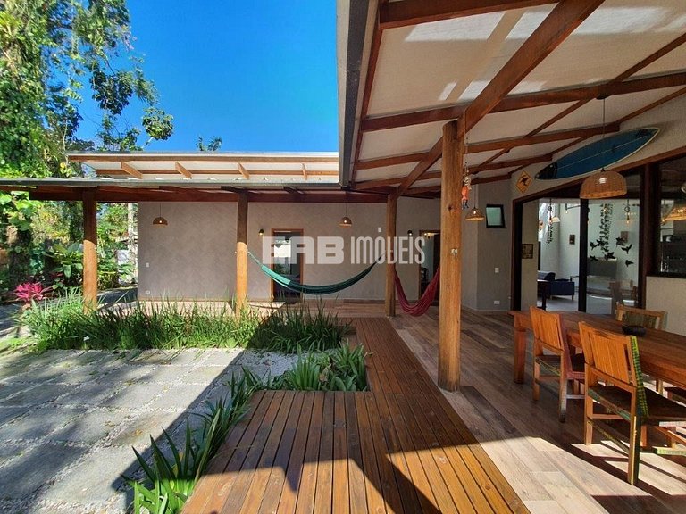 Casa para 7 pessoas na praia de Itamambuca