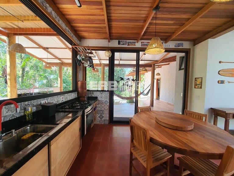 Casa para 7 pessoas na praia de Itamambuca