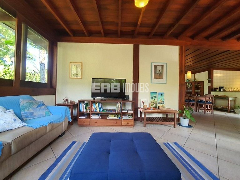 Casa bem equipada para temporada em Itamambuca