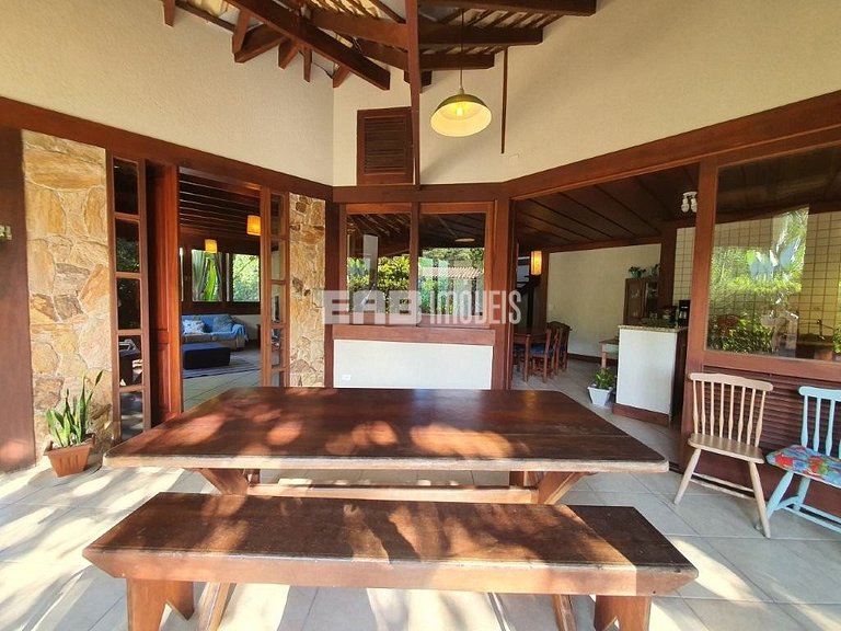 Casa bem equipada para temporada em Itamambuca