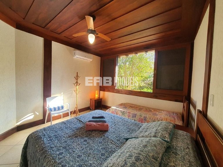 Casa bem equipada para temporada em Itamambuca