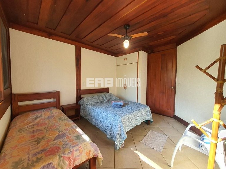 Casa bem equipada para temporada em Itamambuca