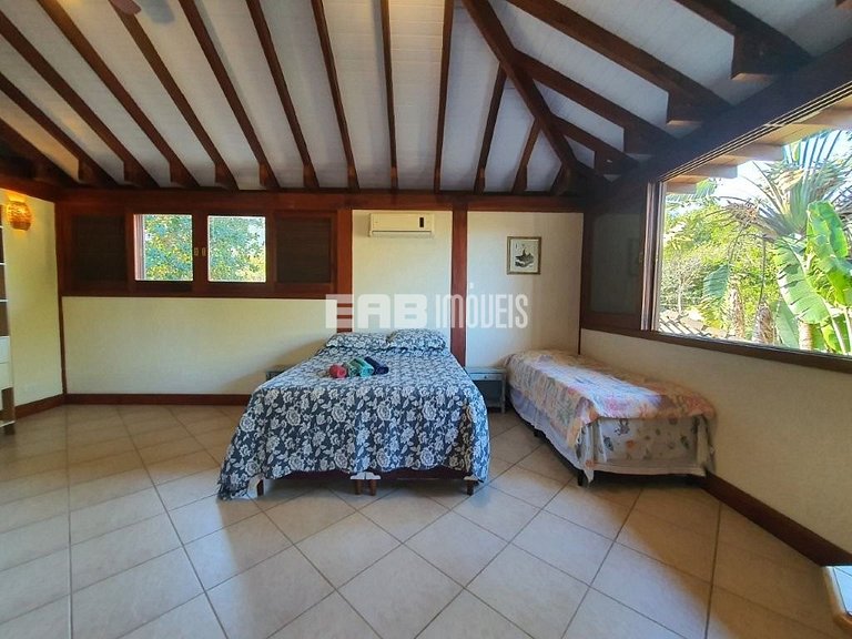 Casa bem equipada para temporada em Itamambuca