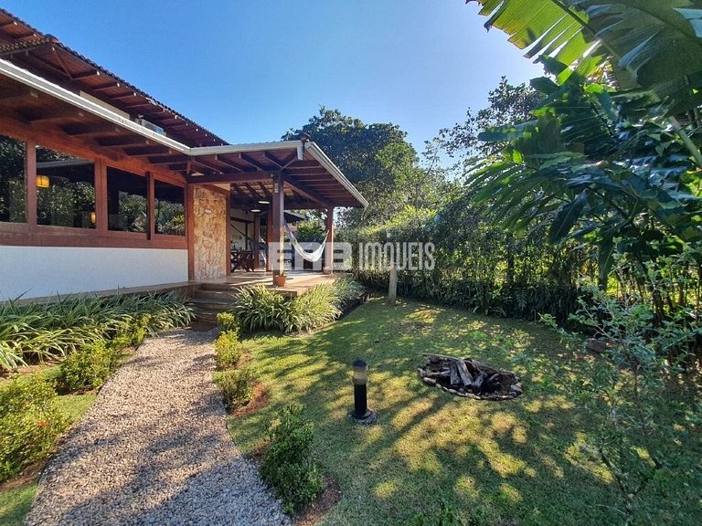 Casa bem equipada para temporada em Itamambuca