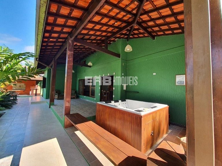 Casa no canto esquerdo da Praia de Itamambuca