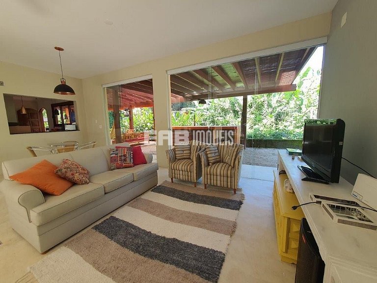 Casa com 5 suítes na praia de Itamambuca, Ubatuba