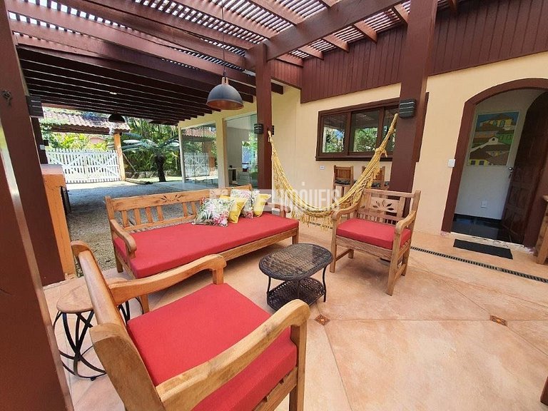 Casa com 5 suítes na praia de Itamambuca, Ubatuba