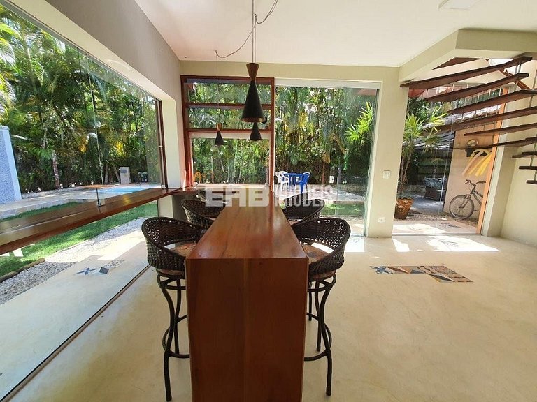 Casa com 5 suítes na praia de Itamambuca, Ubatuba