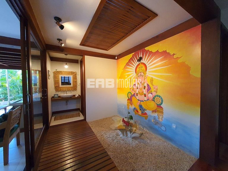 Casa moderna e bem decorada em Itamambuca