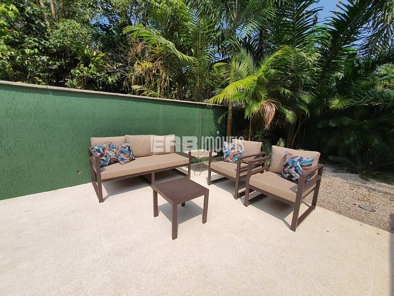 Casa de praia moderna em Itamambuca