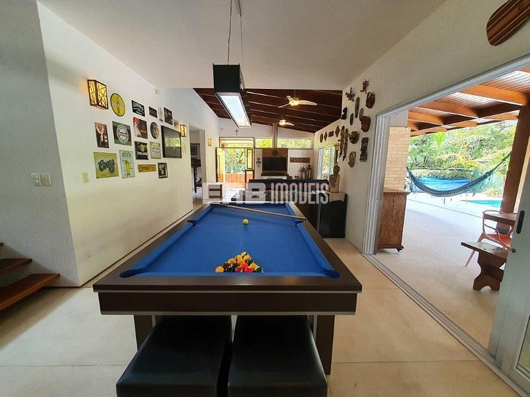 Casa de praia moderna em Itamambuca