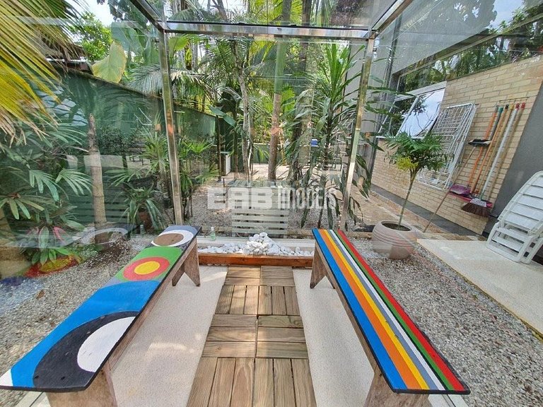 Casa de praia moderna em Itamambuca