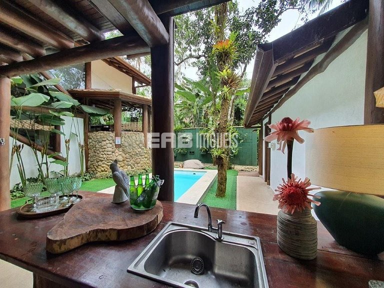 Refúgio entre a Mata Atlântica e a Praia de Itamambuca