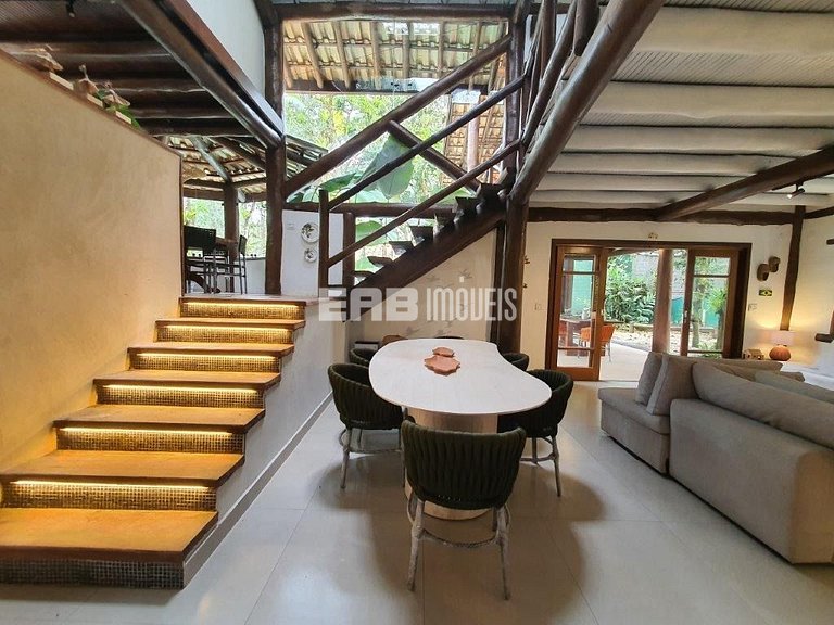 Refúgio entre a Mata Atlântica e a Praia de Itamambuca