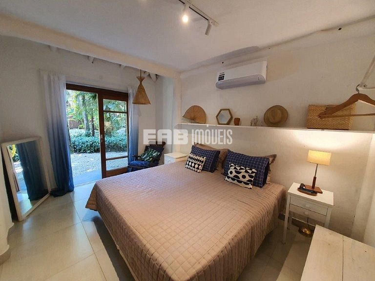 Refúgio entre a Mata Atlântica e a Praia de Itamambuca