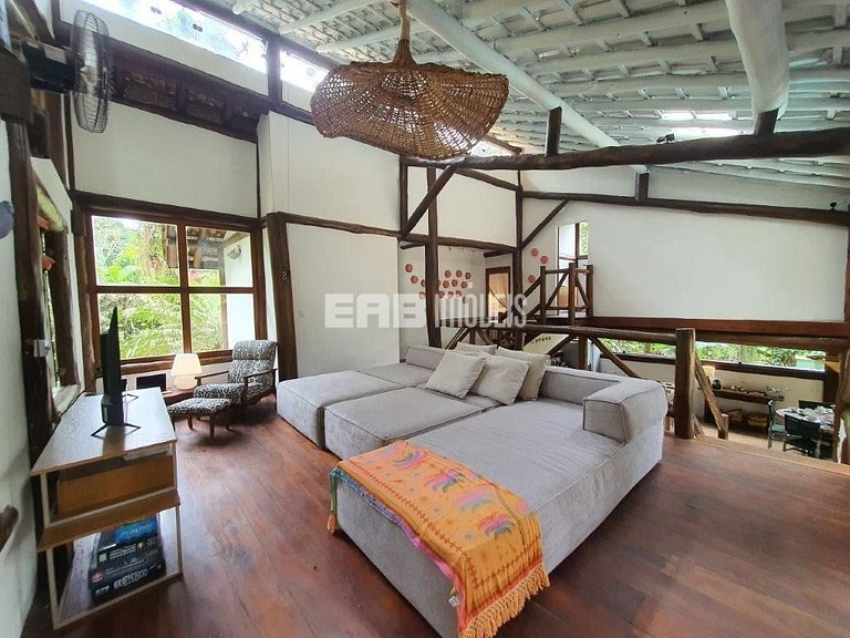 Refúgio entre a Mata Atlântica e a Praia de Itamambuca