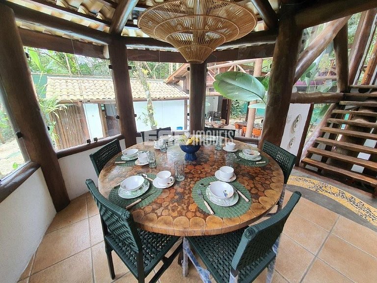 Refúgio entre a Mata Atlântica e a Praia de Itamambuca