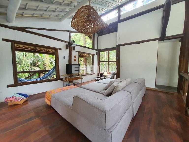 Refúgio entre a Mata Atlântica e a Praia de Itamambuca