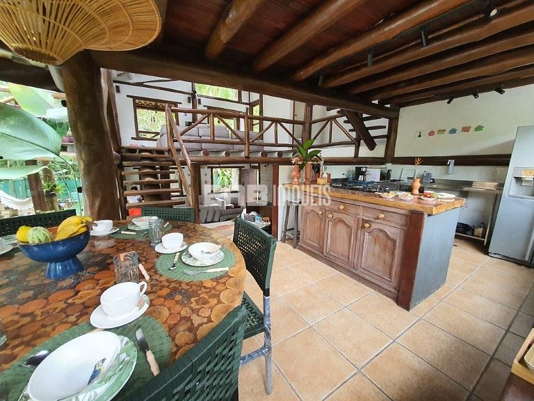 Refúgio entre a Mata Atlântica e a Praia de Itamambuca