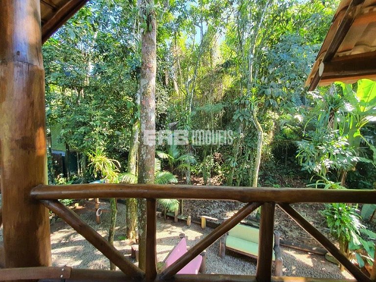 Refúgio entre a Mata Atlântica e a Praia de Itamambuca