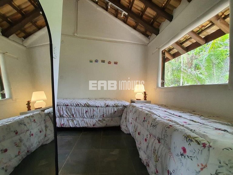 Refúgio entre a Mata Atlântica e a Praia de Itamambuca