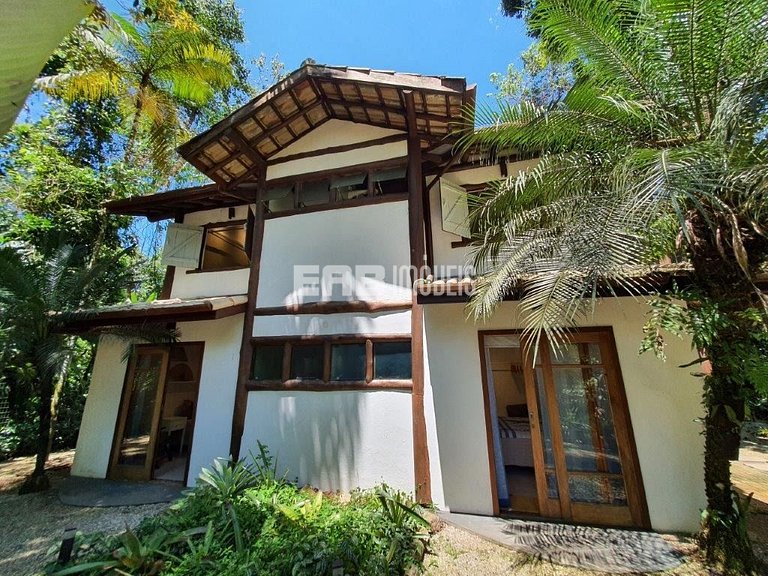 Refúgio entre a Mata Atlântica e a Praia de Itamambuca