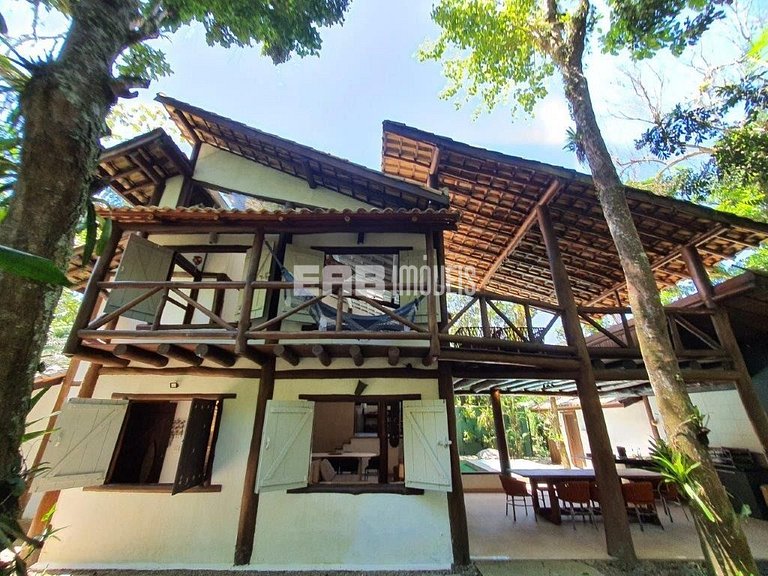 Refúgio entre a Mata Atlântica e a Praia de Itamambuca