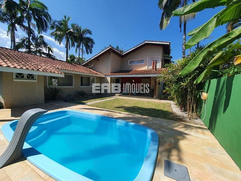 Casa super confortável para temporada em Itamambuca