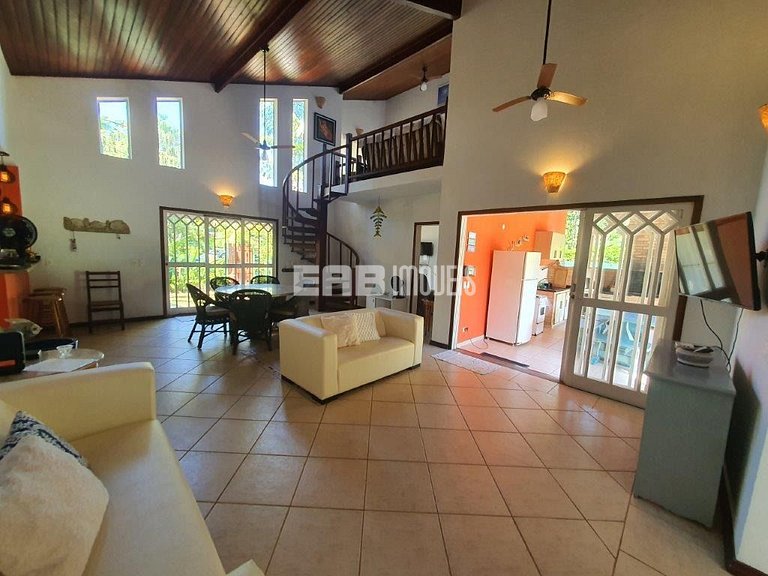 Casa super confortável para temporada em Itamambuca