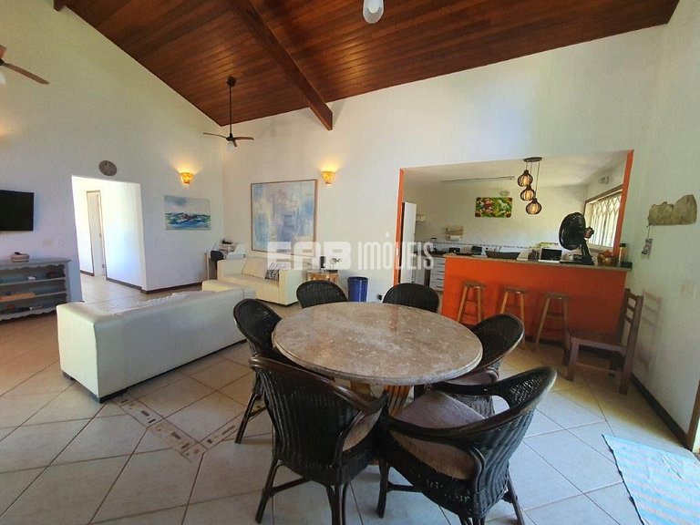 Casa super confortável para temporada em Itamambuca