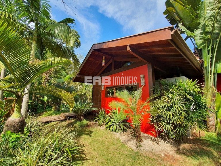 Casa decorada com muito bom gosto