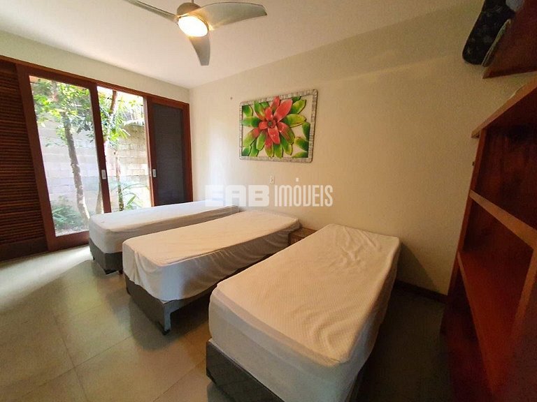 Casa decorada com muito bom gosto