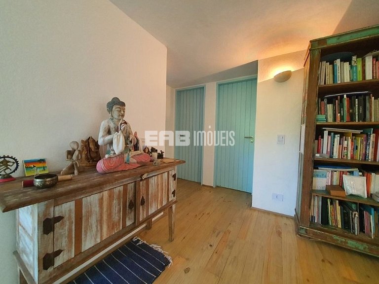 Casa que reúne simplicidade e conforto em Itamambuca