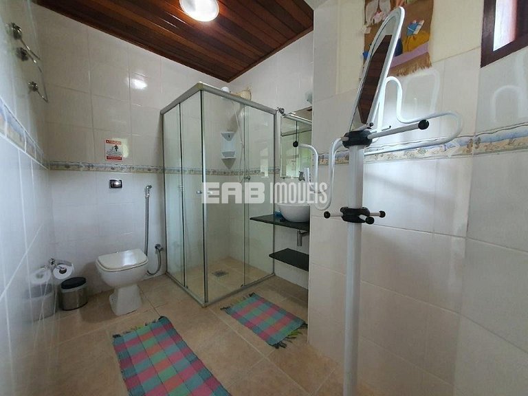 Casa com piscina e ar para temporada em Itamambuca
