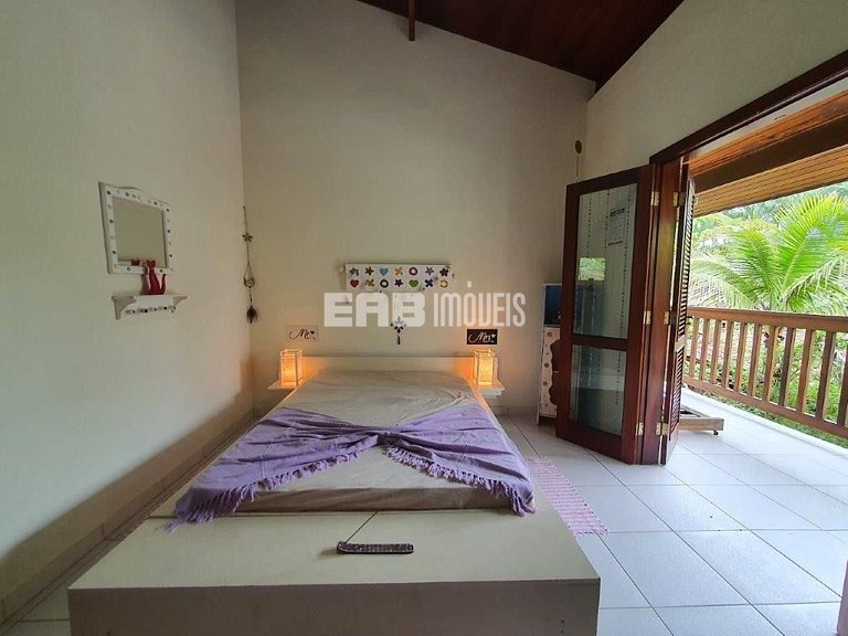 Casa com piscina e ar para temporada em Itamambuca