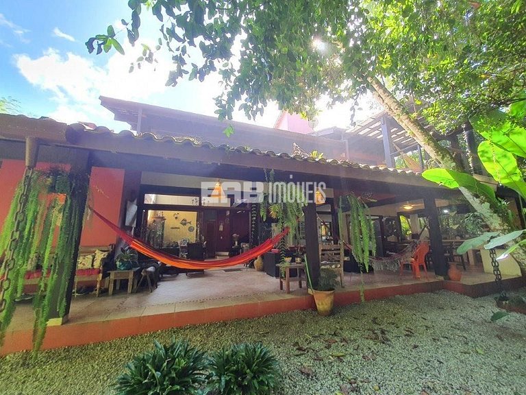 Casa a 20m da praia de Itamambuca, Ubatuba