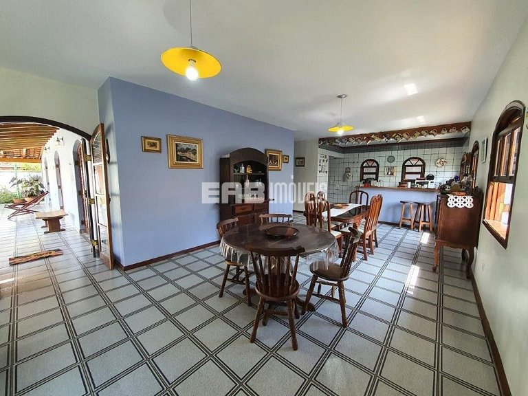 Casa a 250m da praia para locação em Itamambuca