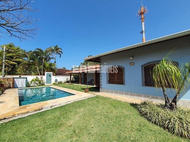 Casa a 250m da praia para locação em Itamambuca