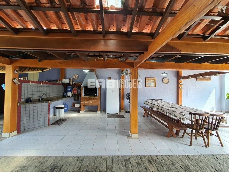 Casa a 250m da praia para locação em Itamambuca