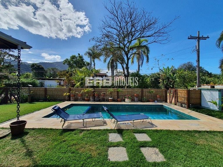 Casa a 250m da praia para locação em Itamambuca