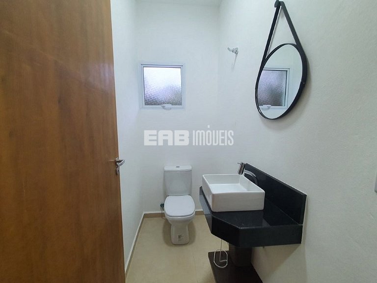 Casa espaçosa para locação de temporada em Itamambuca