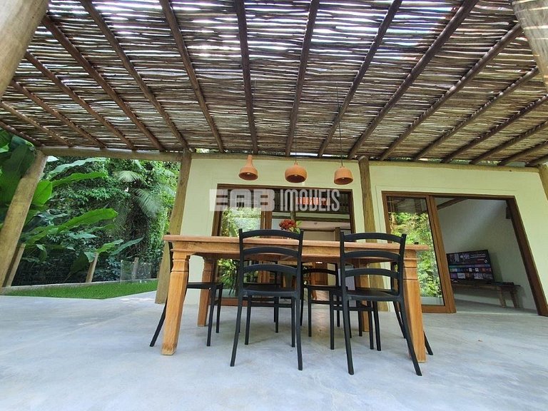 Casa 4 suítes, ar-condicionado e ducha aquecida