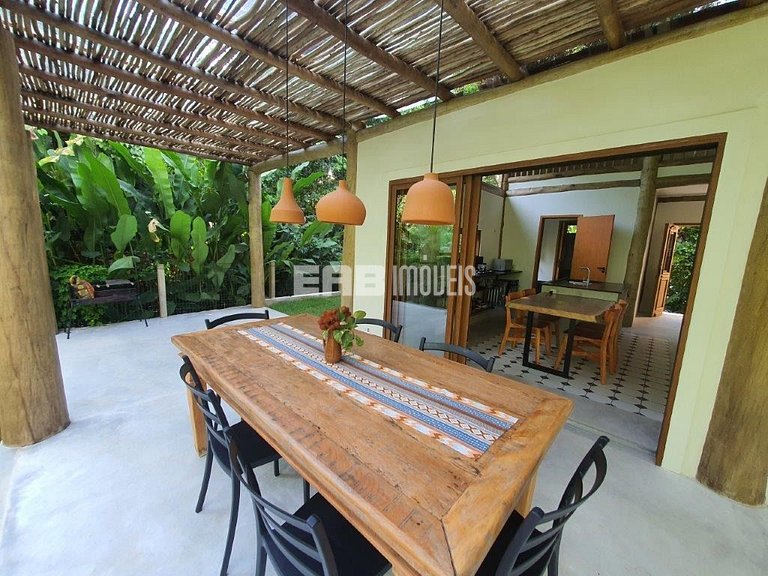 Casa 4 suítes, ar-condicionado e ducha aquecida