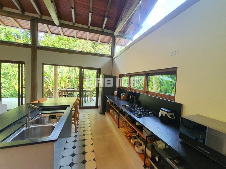 Casa 4 suítes, ar-condicionado e ducha aquecida