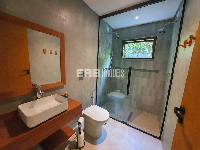 Casa 4 suítes, ar-condicionado e ducha aquecida